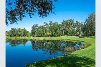 12129 Thornhill Court, Lakewood Ranch, FL 34202 - Photo 33