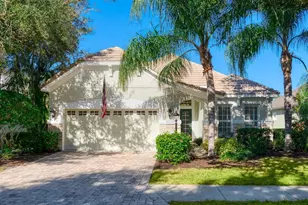 12129 Thornhill Ct, Lakewood Ranch, FL 34202 - Photo 1