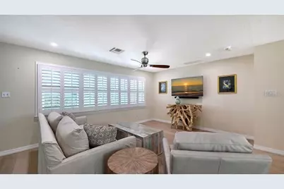 4810 Bay Shore Road, Sarasota, FL 34234 - Photo 13