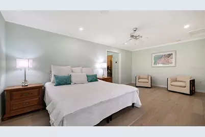 4810 Bay Shore Road, Sarasota, FL 34234 - Photo 23