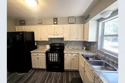 4827 Myrick Avenue, Bowling Green, FL 33834 - Photo 11