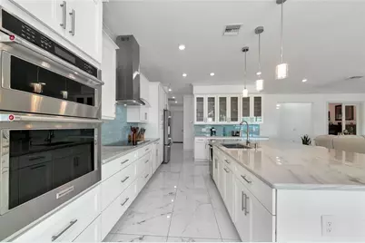 7505 27th Avenue W, Bradenton, FL 34209 - Photo 11