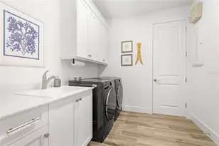 8080 Slipway Dr, Sarasota, FL 34240 - Photo 27