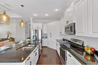 230 Sapphire Lake Drive #201, Bradenton, FL 34209 - Photo 19