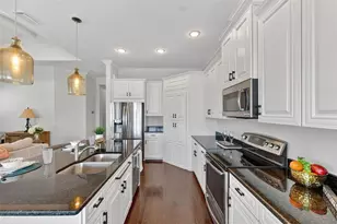 230 Sapphire Lake Dr, Bradenton, FL 34209 - Photo 19