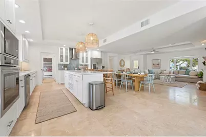 204 75th Street, Holmes Beach, FL 34217 - Photo 19