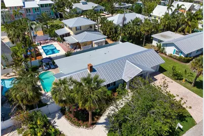 204 75th Street, Holmes Beach, FL 34217 - Photo 77