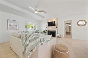 204 75th St, Holmes Beach, FL 34217 - Photo 9