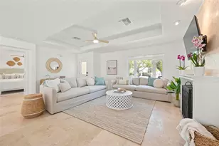 204 75th St, Holmes Beach, FL 34217 - Photo 15