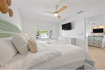 204 75th Street, Holmes Beach, FL 34217 - Photo 37