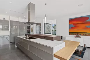 1365 Harbor Dr, Sarasota, FL 34239 - Photo 21