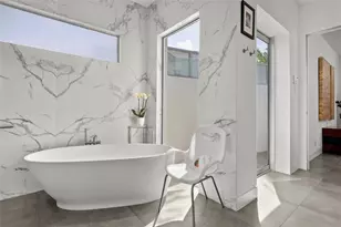 1365 Harbor Dr, Sarasota, FL 34239 - Photo 31