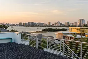 1365 Harbor Dr, Sarasota, FL 34239 - Photo 51