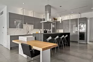 1365 Harbor Dr, Sarasota, FL 34239 - Photo 15