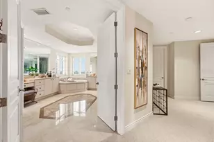 2052 Benjamin Franklin Dr, Sarasota, FL 34236 - Photo 21