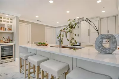 2105 Gulf Of Mexico Drive #3303, Longboat Key, FL 34228 - Photo 9