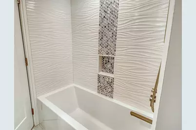 2105 Gulf Of Mexico Drive #3303, Longboat Key, FL 34228 - Photo 33