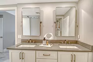 2105 Gulf of Mexico Dr, Longboat Key, FL 34228 - Photo 27