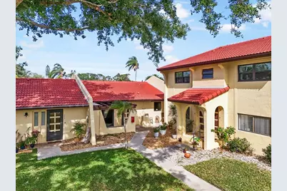 1421 57th Street W #1421, Bradenton, FL 34209 - Photo 1