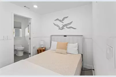 624 Saint Judes Drive, Longboat Key, FL 34228 - Photo 25