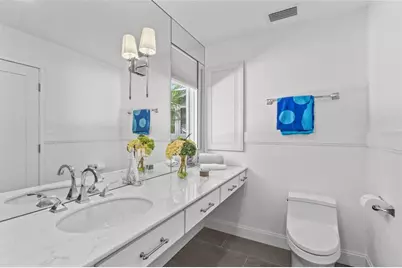 624 Saint Judes Drive, Longboat Key, FL 34228 - Photo 21