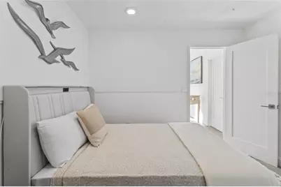 624 Saint Judes Drive, Longboat Key, FL 34228 - Photo 23