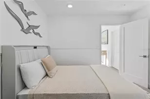 624 St Judes Dr, Longboat Key, FL 34228 - Photo 23