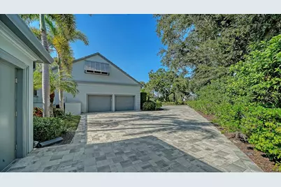 76 Osprey Point Drive, Osprey, FL 34229 - Photo 9