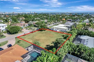 332 Bob White Way, Sarasota, FL 34236 - Photo 3