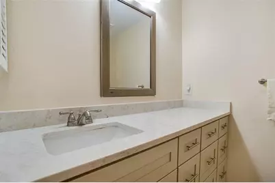 4217 Oakhurst Circle E #3023, Sarasota, FL 34233 - Photo 17