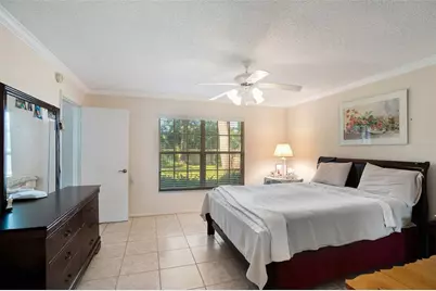 4217 Oakhurst Circle E #3023, Sarasota, FL 34233 - Photo 15