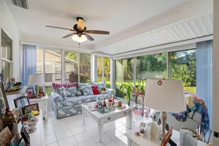 4217 Oakhurst Cir E, Sarasota, FL 34233 - Photo 19