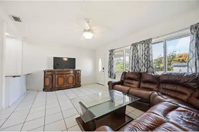 2811 17th Avenue W, Bradenton, FL 34205 - Photo 9