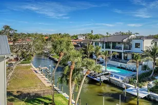 1516 Sandpiper Ln, Sarasota, FL 34239 - Photo 79