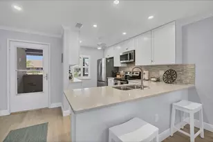 370 3 Lakes Ln, Venice, FL 34285 - Photo 9