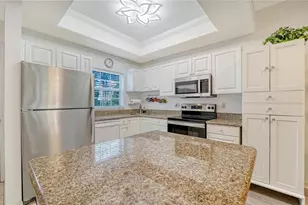 4250 Players Pl, Sarasota, FL 34238 - Photo 9