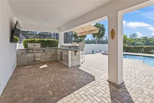 8008 Midnight Pass Rd, Sarasota, FL 34242 - Photo 43