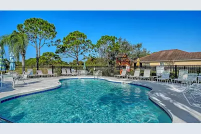 7810 33rd Street E, Sarasota, FL 34243 - Photo 29