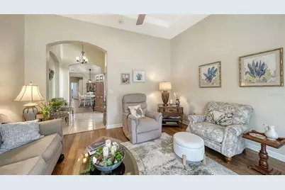 7810 33rd Street E, Sarasota, FL 34243 - Photo 7