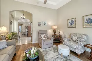 7810 33rd St E, Sarasota, FL 34243 - Photo 7