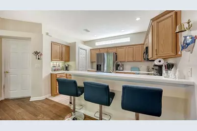 7810 33rd Street E, Sarasota, FL 34243 - Photo 13