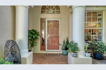 7810 33rd Street E, Sarasota, FL 34243 - Photo 3