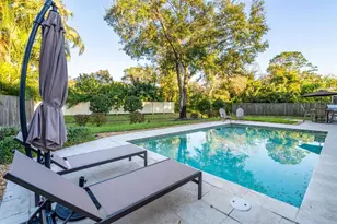 1046 Greystone Ln, Sarasota, FL 34232 - Photo 47