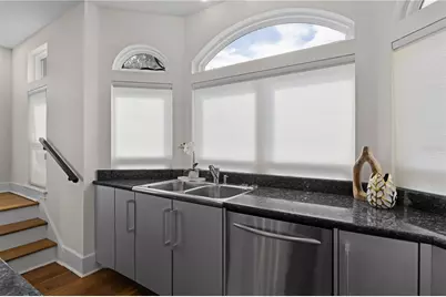 301 17th Street N, Bradenton Beach, FL 34217 - Photo 27