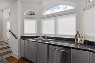 301 17th St N, Bradenton Beach, FL 34217 - Photo 27