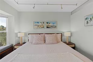 301 17th St N, Bradenton Beach, FL 34217 - Photo 33