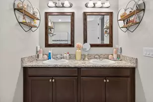 11823 Tetrafin Dr, Riverview, FL 33579 - Photo 39