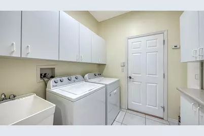 4160 Mackay Falls Terrace, Sarasota, FL 34243 - Photo 39