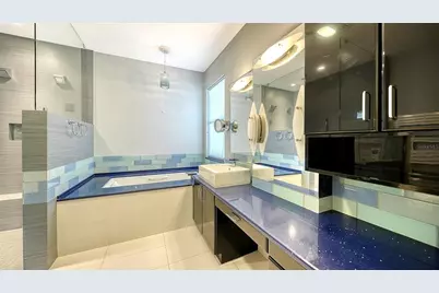 4160 Mackay Falls Terrace, Sarasota, FL 34243 - Photo 27