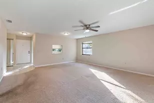 121 Oak Hill Dr, Sarasota, FL 34232 - Photo 11